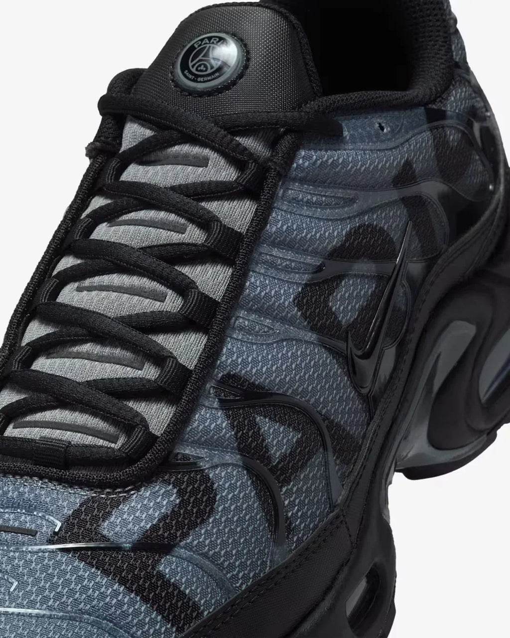 Nike Air Max Plus TN Paris Saint-Germain Grey