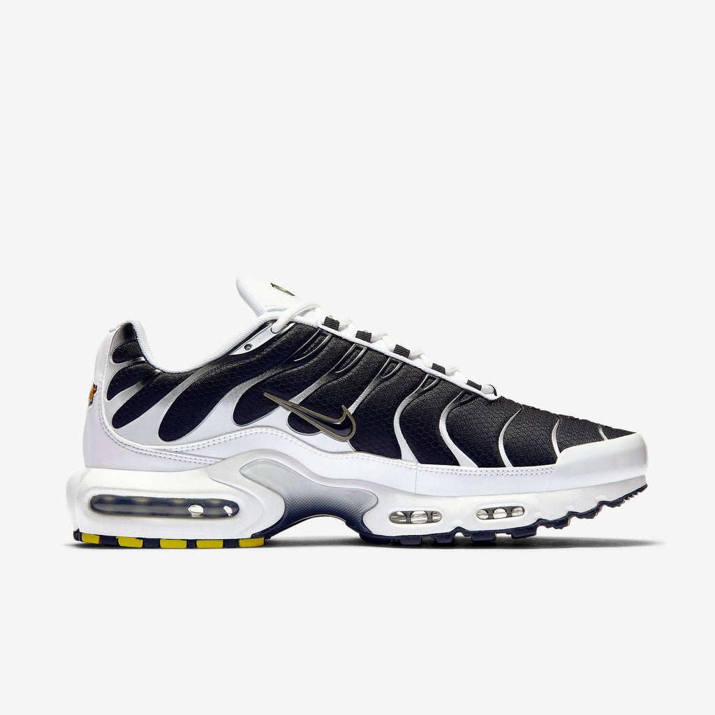Nike Air Max Plus "Black / White"