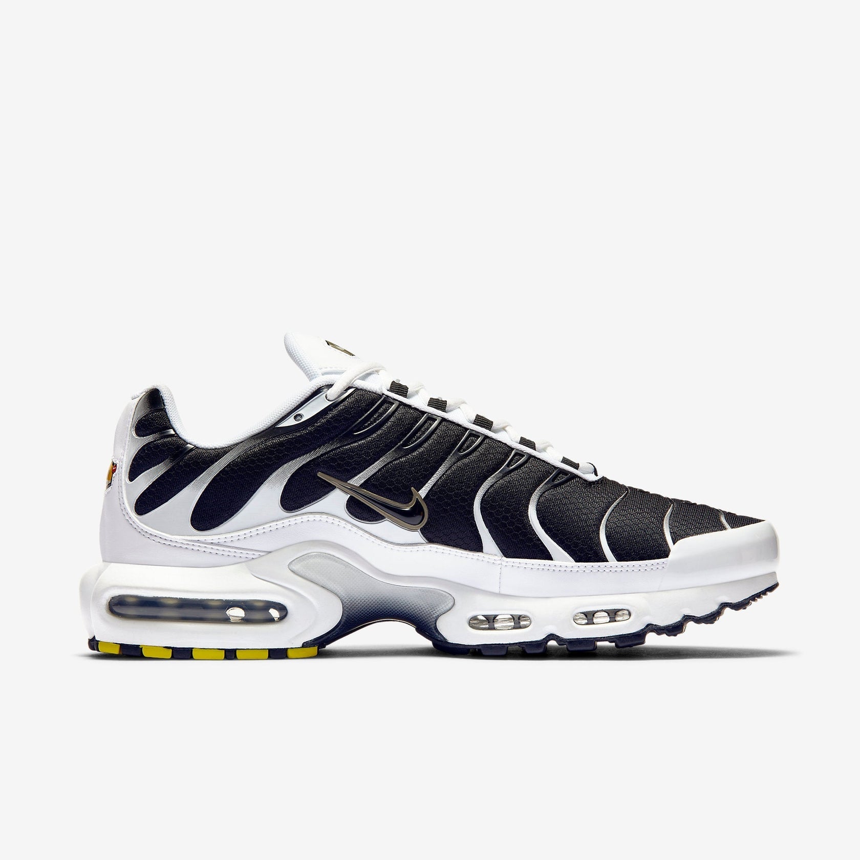 Nike Air Max Plus "Black / White"
